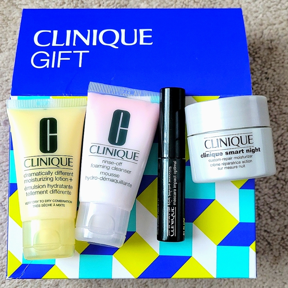 4 pc. Clinique gift set /New